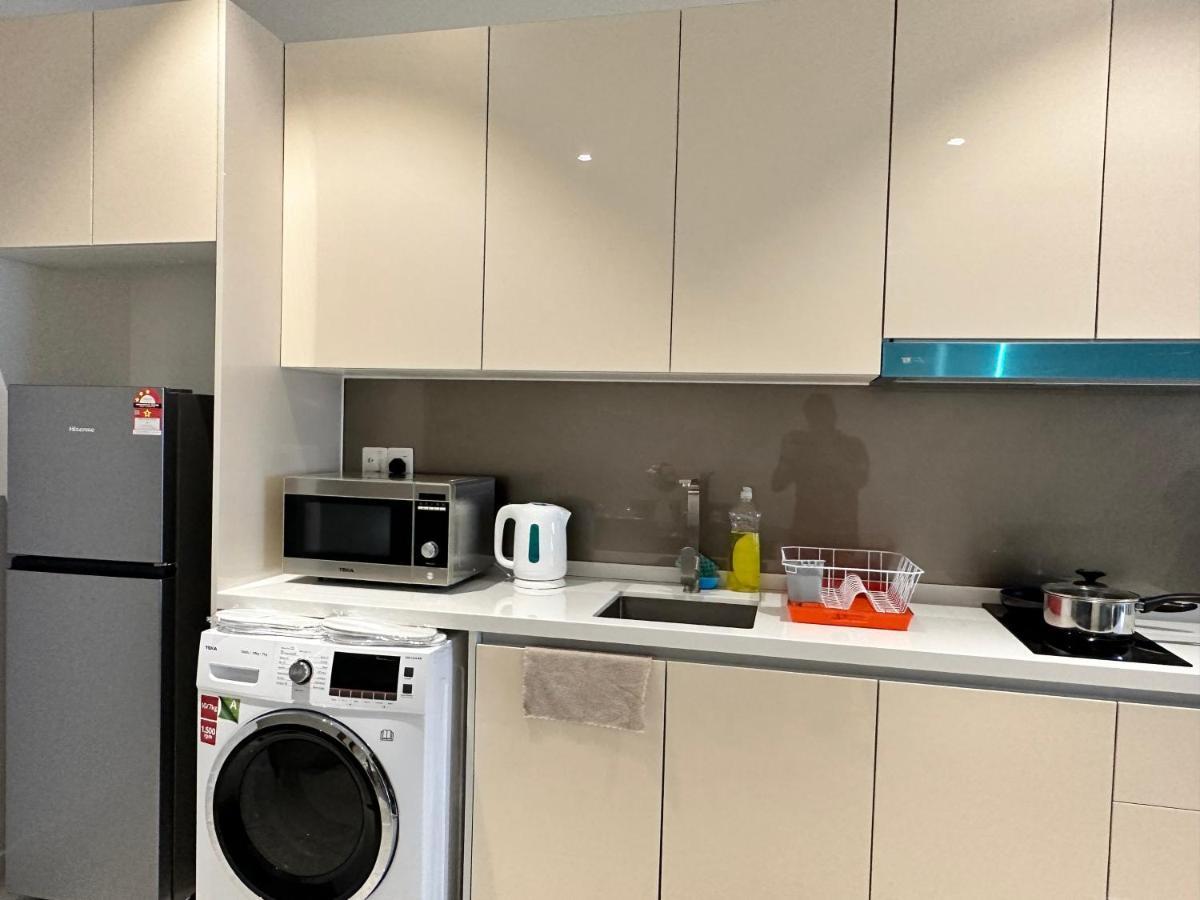 קואלה לומפור Quill Suites Klcc מראה חיצוני תמונה